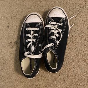 Kids converse